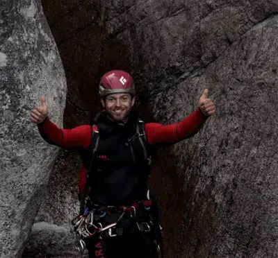 Vincent, guide de canyon et créateur de ResaOutdoor